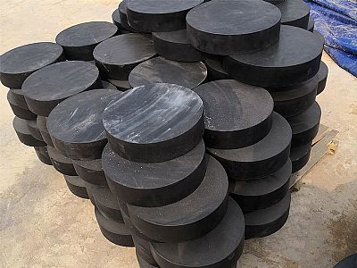 集贤县板式橡胶支座由若干层橡胶片与薄钢板经加压硫化